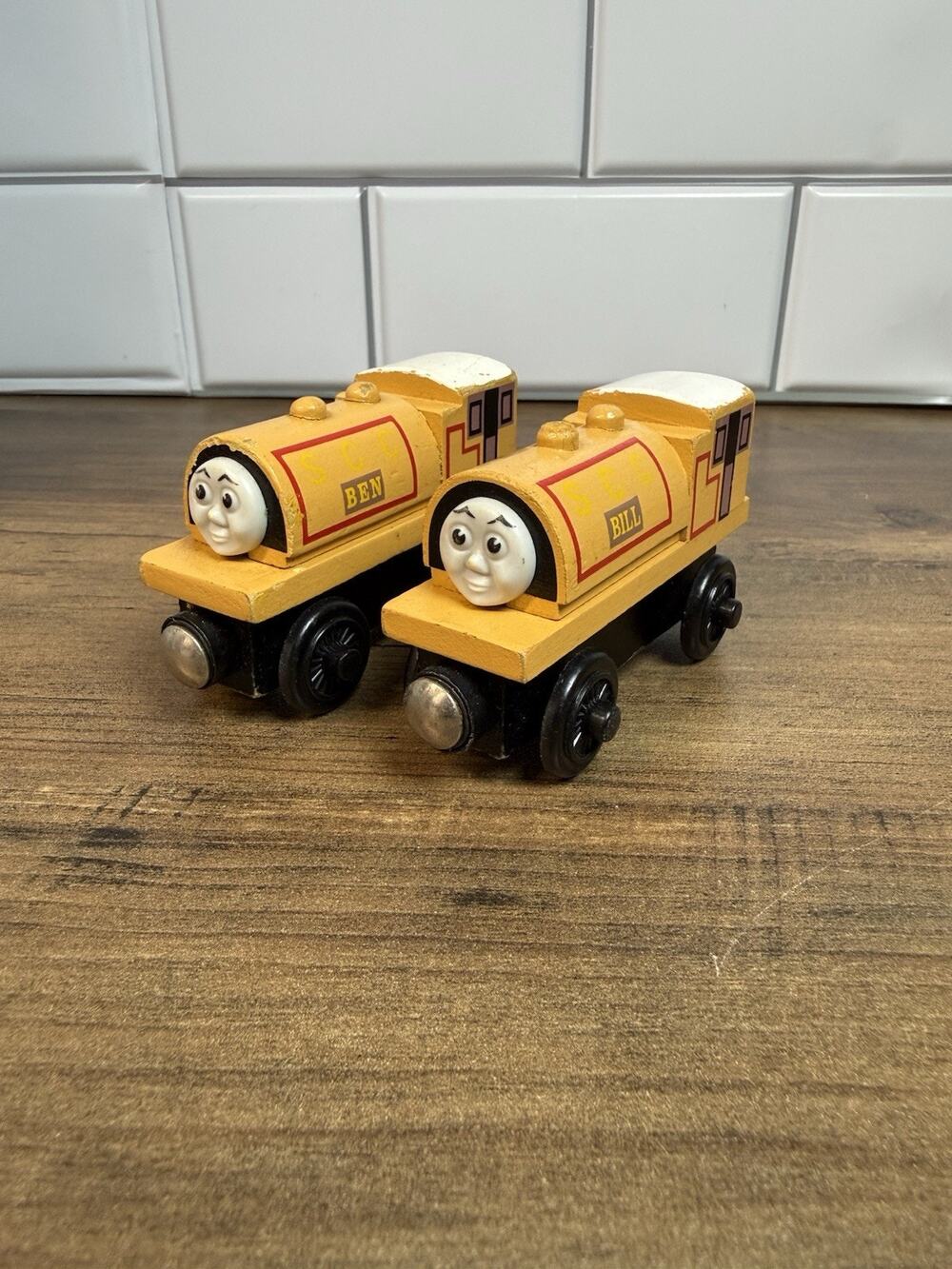 2001 Thomas & Friends Wooden Railway Bill & Ben Tank Engine Set Vintage